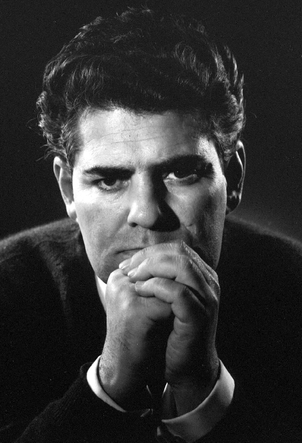 Ahmed Shamlu Foto