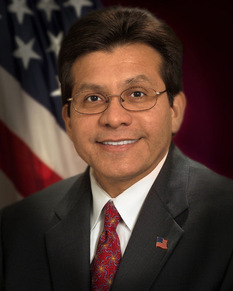 Alberto R. Gonzales Foto