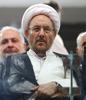 Ali Younesi Foto