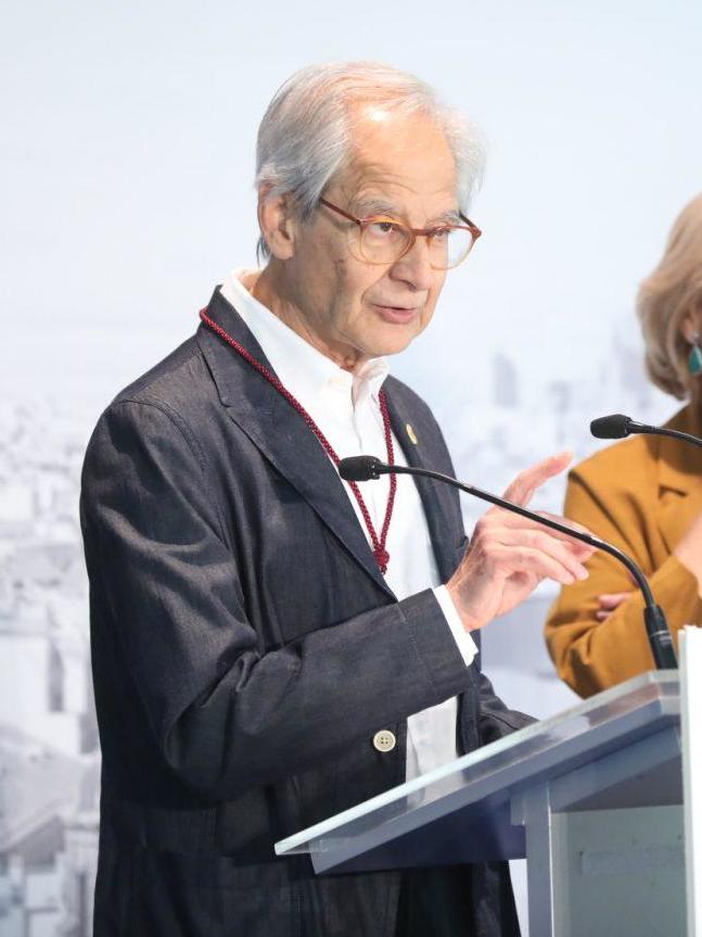 Andrés Rábago García Foto