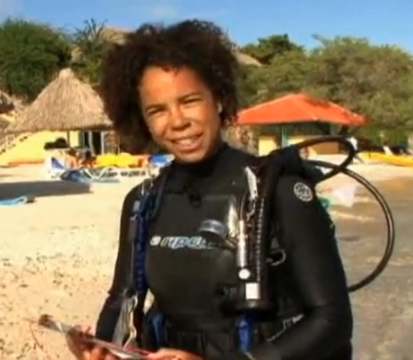 Ayana Elizabeth Johnson Foto