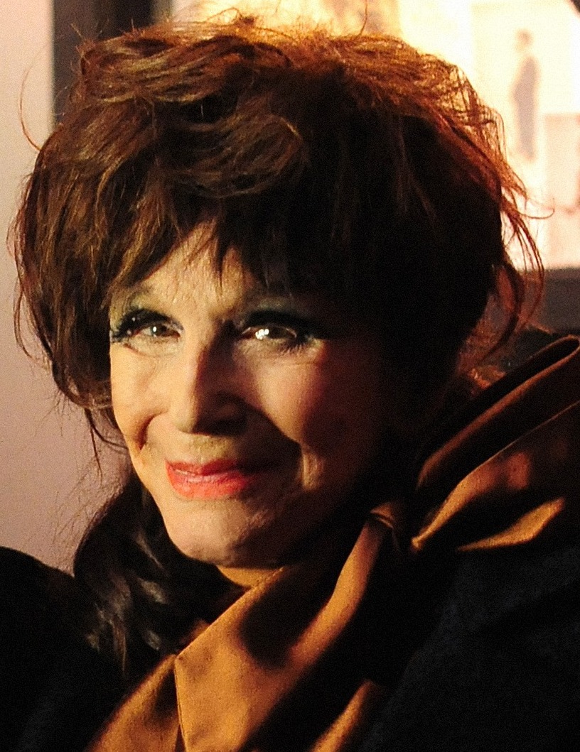Fenella Fielding Foto