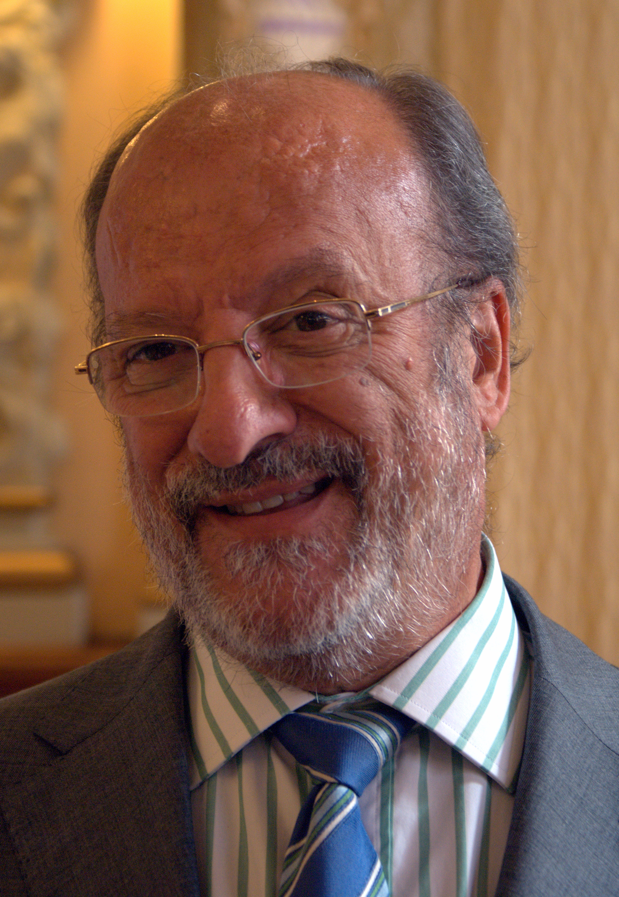 Francisco Javier León de la Riva Foto