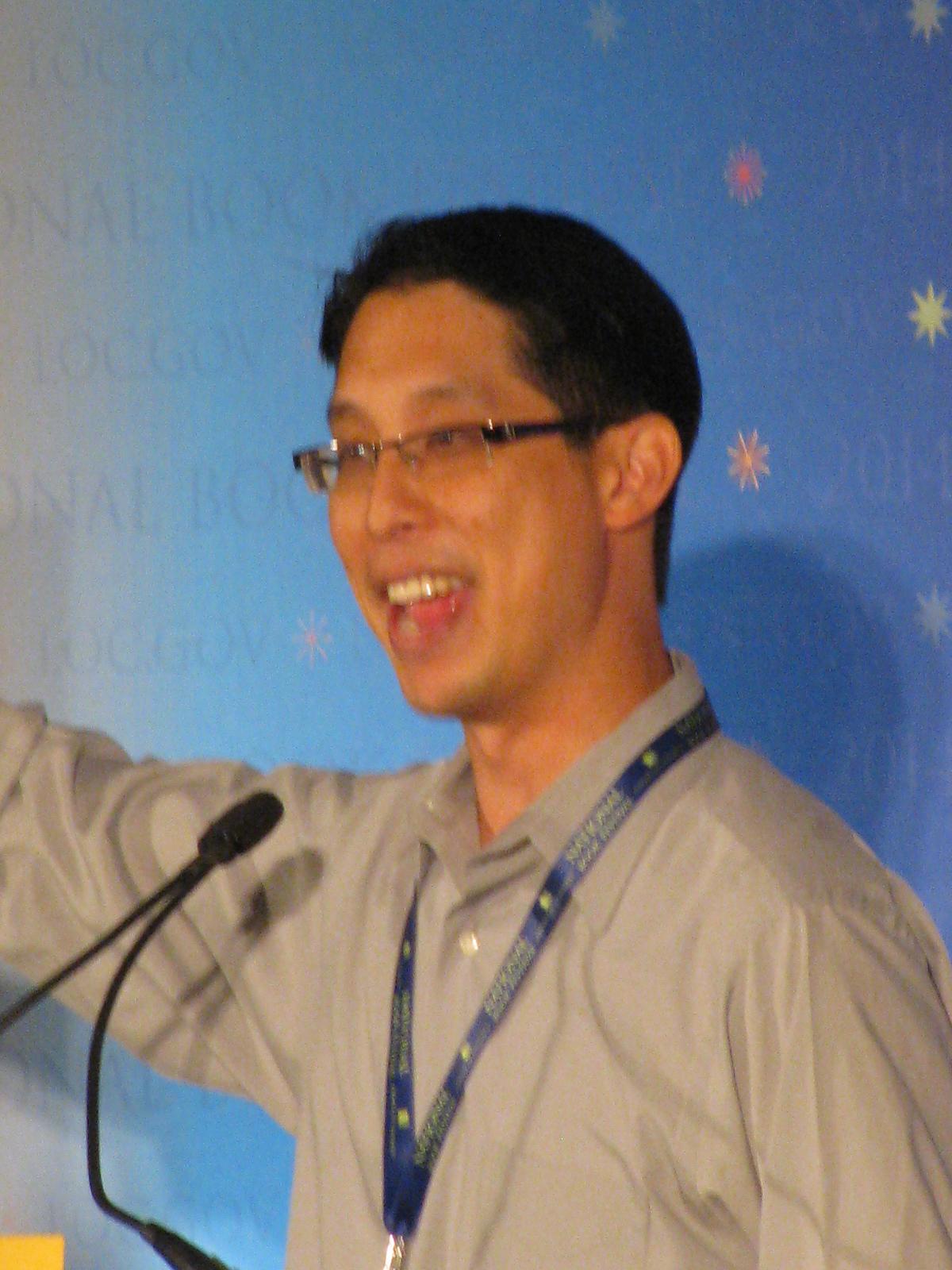 Gene Luen Yang Foto