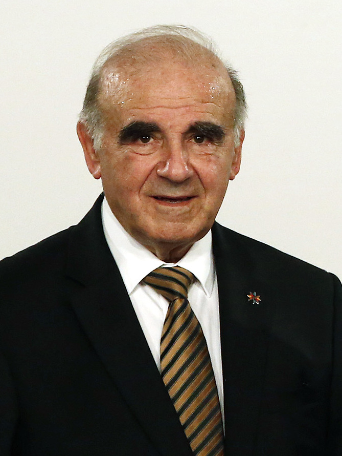 George William Vella Foto