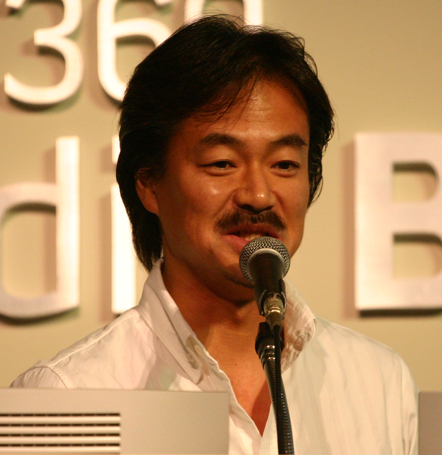 Hironobu Sakaguchi Foto
