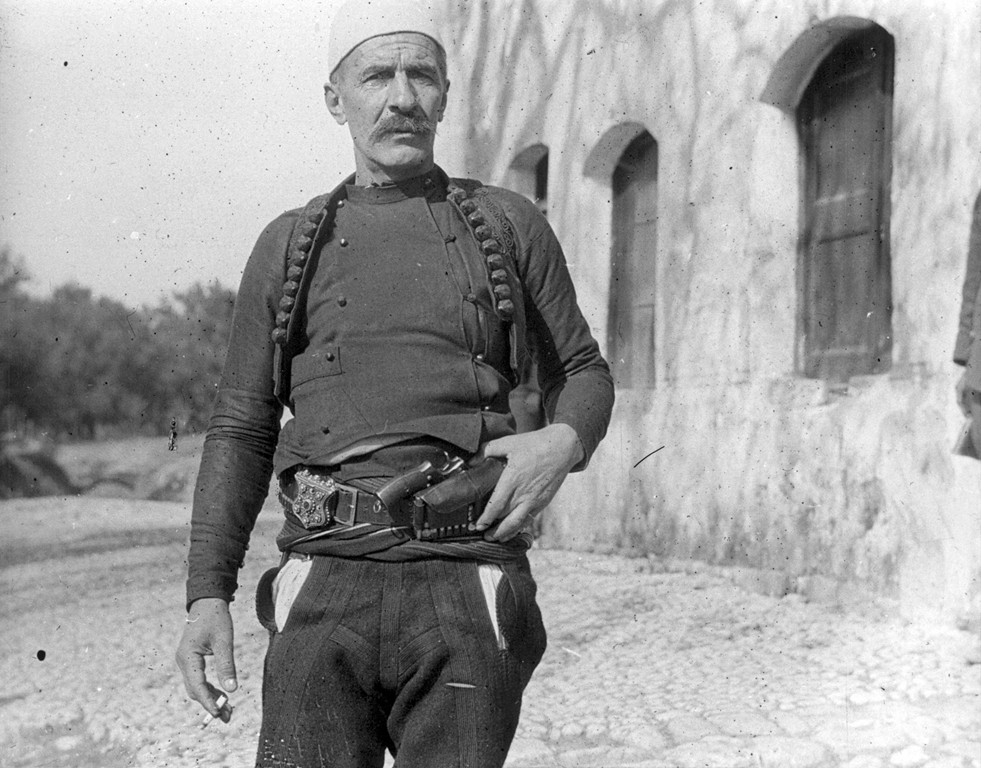 Isa Boletini Foto