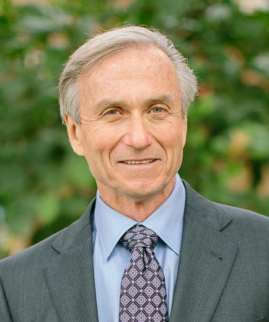 John A. McDougall Foto