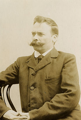 Martín Malharro Foto