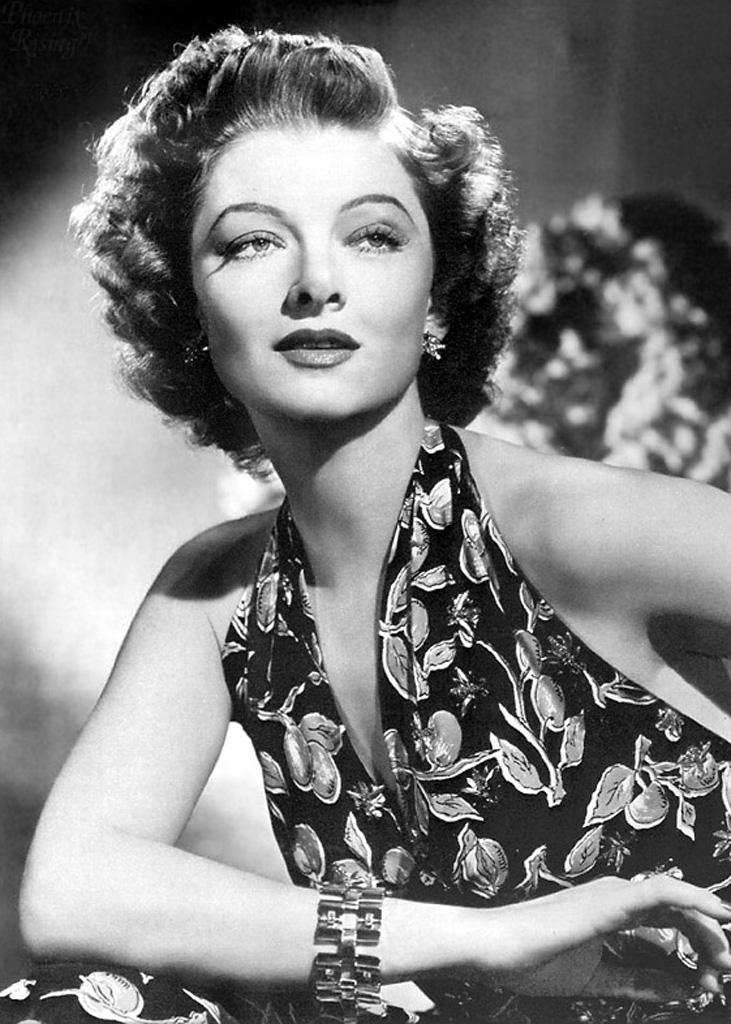 Myrna Loy Foto
