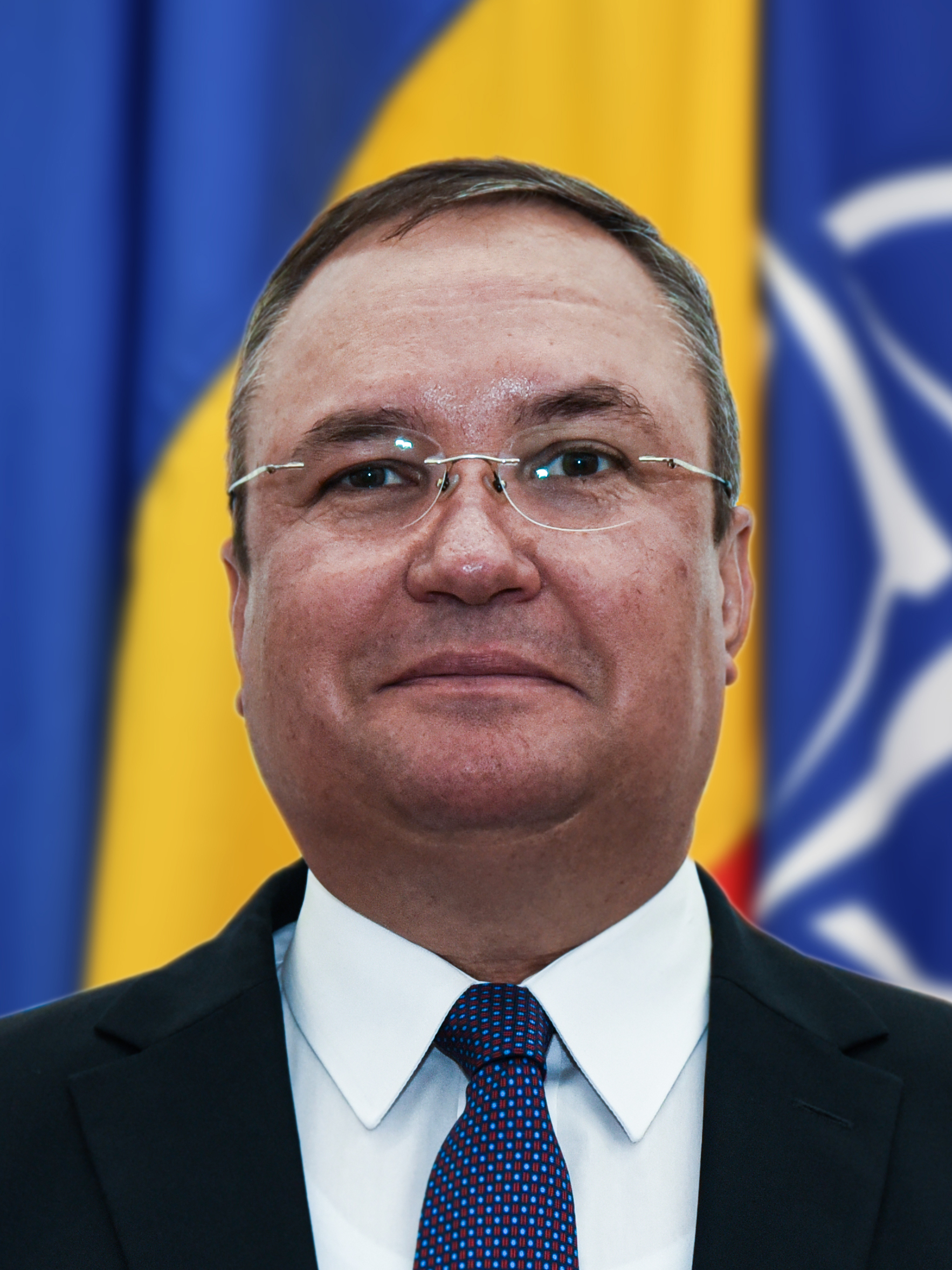 Nicolae Ciucă Foto