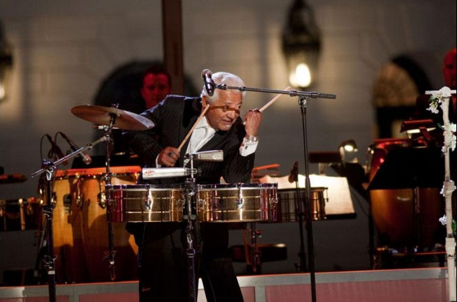 Pete Escovedo Foto