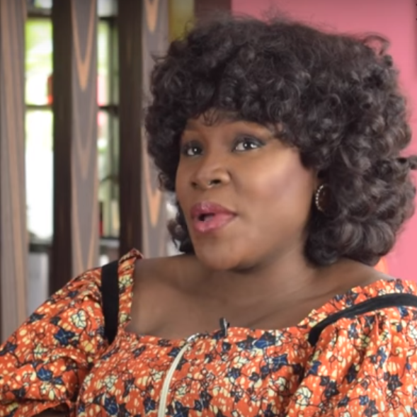 Omawumi Foto