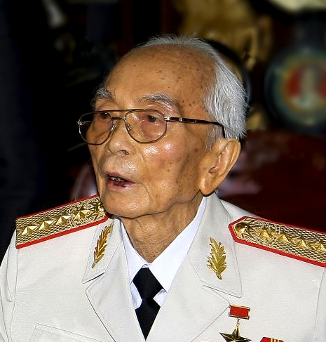 Võ Nguyên Giáp Foto